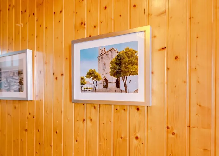 Trem - Located In Old City - Faro
